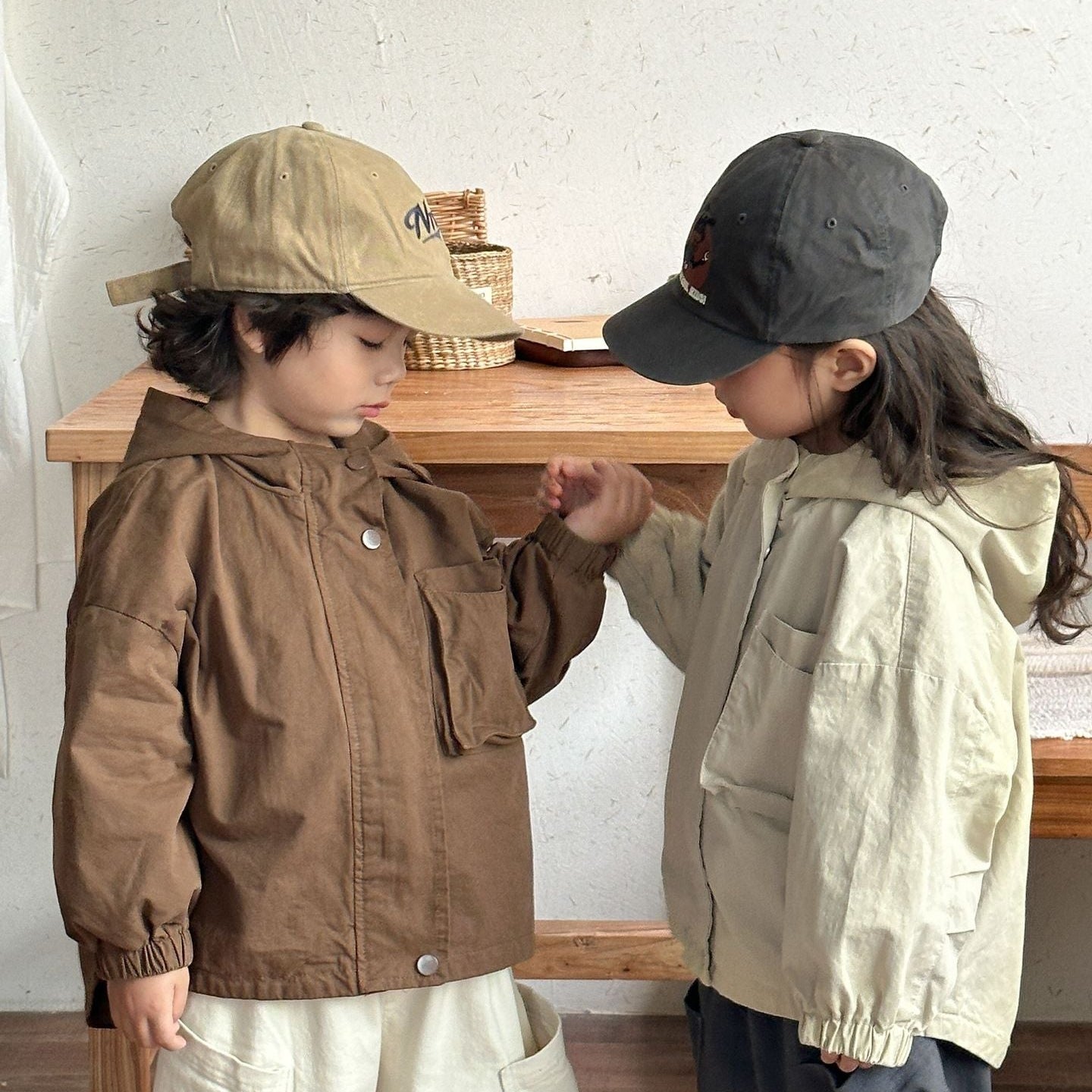 CozyShield – A prueba de viento y cómoda – Parka para niños