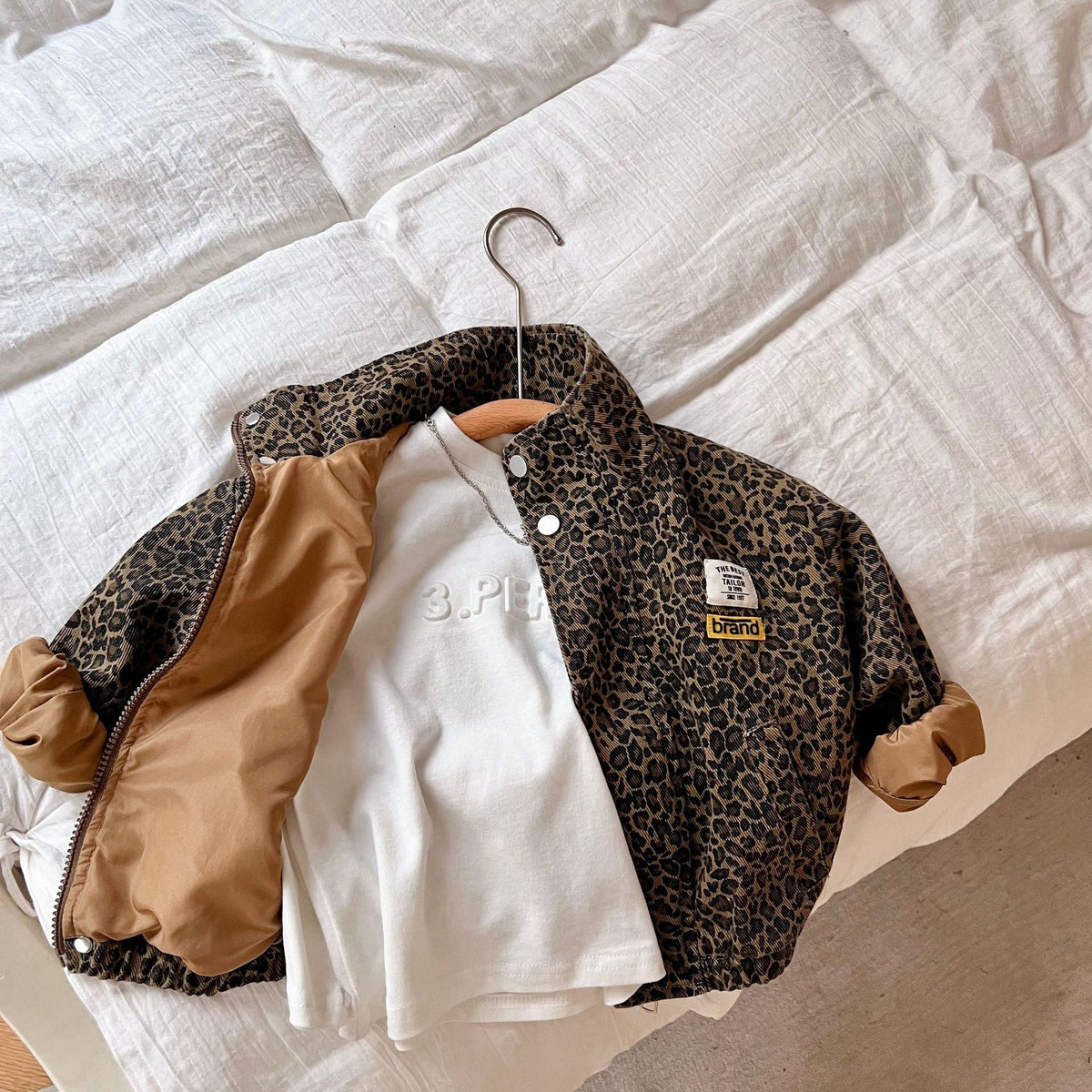 Mini Fashion – Robusto y confortable – Chaqueta con estampado de leopardo