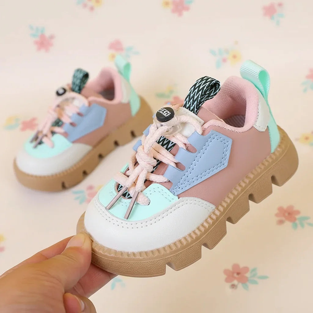 KidoStep – Suaves y prácticas: zapatillas robustas para niños con suela gruesa